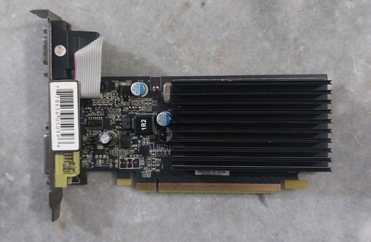 کارت گرافیک 512 مگابایت ایکس اف ایکس مدل 8400 جی اس سوکت DDR2