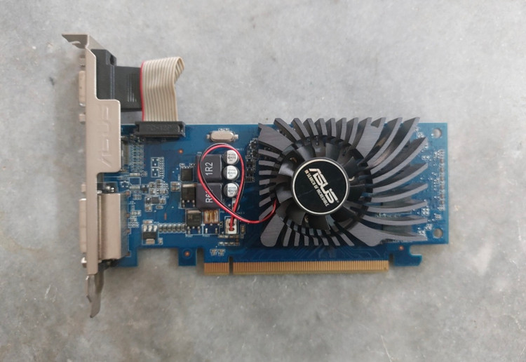 کارت گرافیک ایسوس ۱ گیگ مدل G210 رابط ddr3