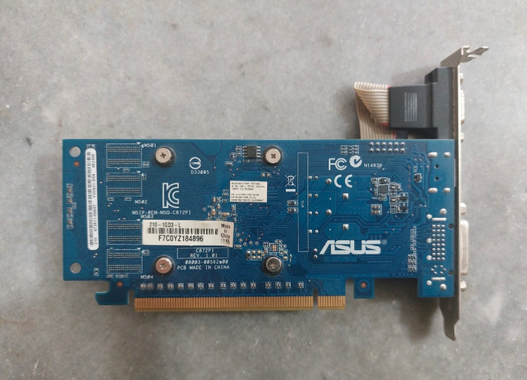 کارت گرافیک ایسوس ۱ گیگ مدل G210 رابط ddr3