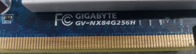 کارت گرافیک 256 مگابایت گیگابایت مدل 8400gs سوکت DDR2