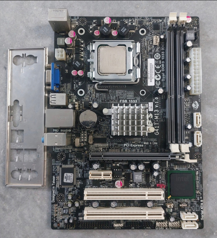 مادربرد ddr3 الایت گروپ مدل G41T- M13 به همراه Cpu E8400 استوک کاملا سالم