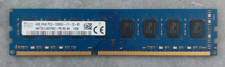 رم ۴ گیگ DDR3 دسکتاپ فرکانس 1600 برند skyhynix اورجینال دو ور چیپ استوک کاملا سالم