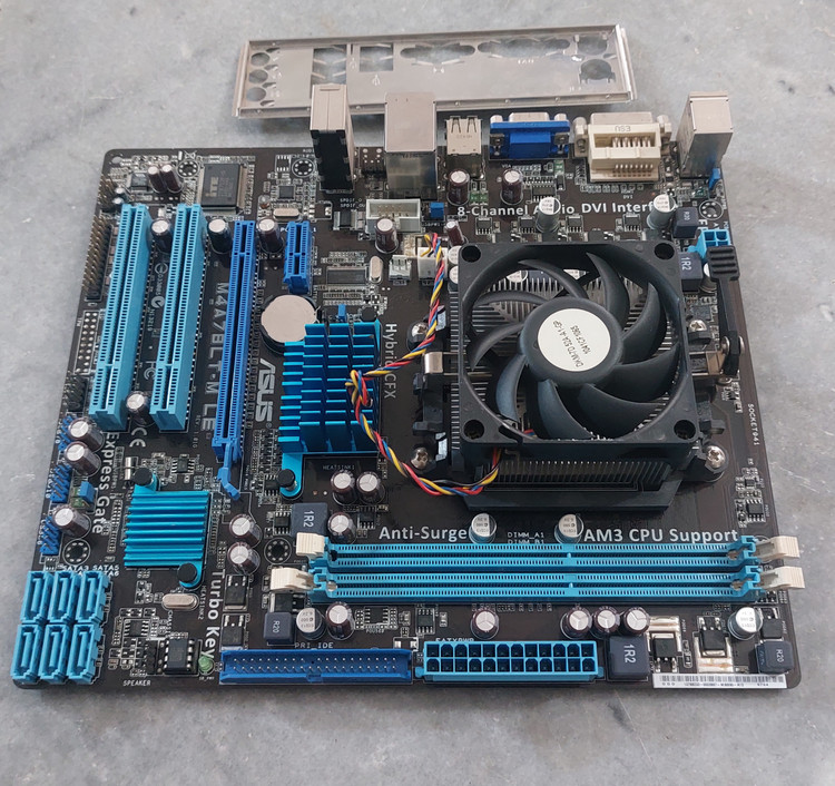 مادربرد ddr3 ایسوس مدل M4A78BLT-MLE به همراه فن و CPU AMD ATHLON II 270 استوک کاملا سالم