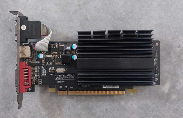 کارت گرافیک ۱ گیگ ddr3 سری ۵۴۵۰ برند xfx