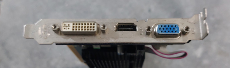 کارت گرافیک ۱ گیگ ddr3 سری ۵۴۵۰ برند ساپفایر