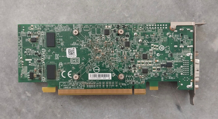 کارت گرافیک مینی کیس ۱ گیگ ddr3 مدل ۸۴۹۰ ATI برند dell همراه تبدیل DVI به VGA استوک