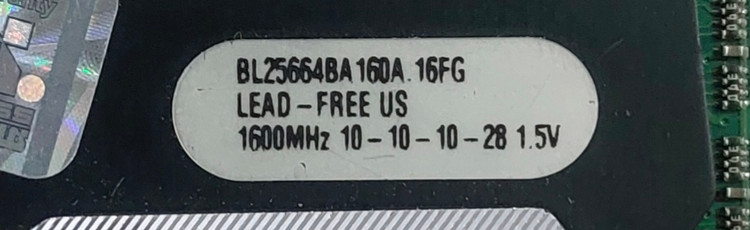 رم 2 گیگ DDR3 دسکتاپ فرکانس 1600 برند بالستیک کورشیال هتسینک دار اورجینال استوک