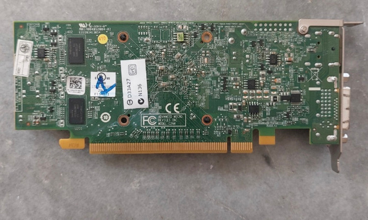 کارت گرافیک مینی کیس ۱ گیگ ddr3 سری ۷۰۰۰ برند ATI استوک به همراه تبدیل DVI به VGA