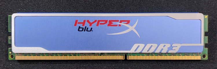 رم ۲ گیگ DDR3 دسکتاپ باس۱۳۳۳ هتسینک دار برند کینگستون اورجینال استوک کاملا سالم