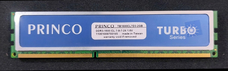 رم ۲ گیگ DDR3 دسکتاپ باس ۱۶۰۰ برند PRINCO هتسینک دار اورجینال استوک کاملا سالم