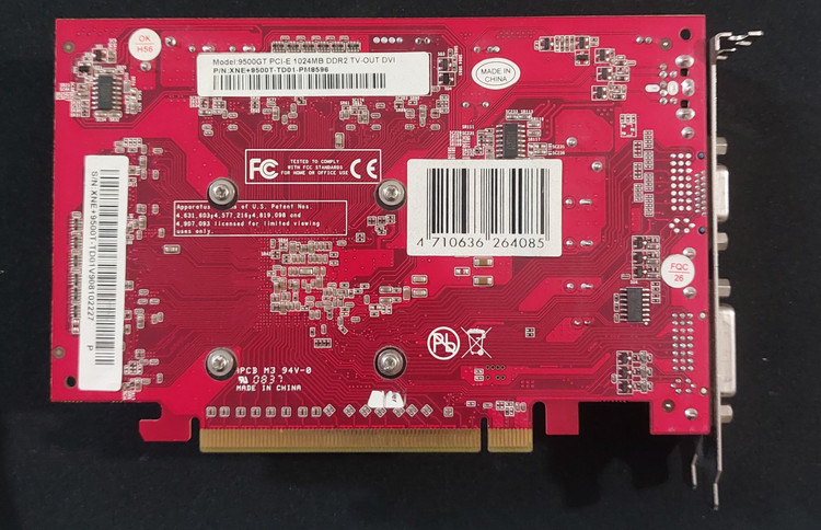 کارت گرافیک ۱ گیگ ddr2 مدل 9500GT 128bit استوک کاملا سالم