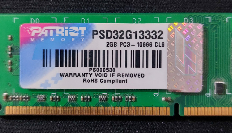 رم دسکتاپ ۲ گیگ ddr3 باس 1333 برند پاتریوت دو ور چیپ اورجینال استوک