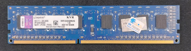 رم ۲ گیگ DDR3 دسکتاپ برند کینگستون یک بر چیپ اورجینال استوک کاملا سالم