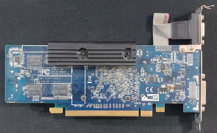 کارت گرافیک ۱ گیگ ddr2 مدل ۵۴۵۰ برند ساپفایر