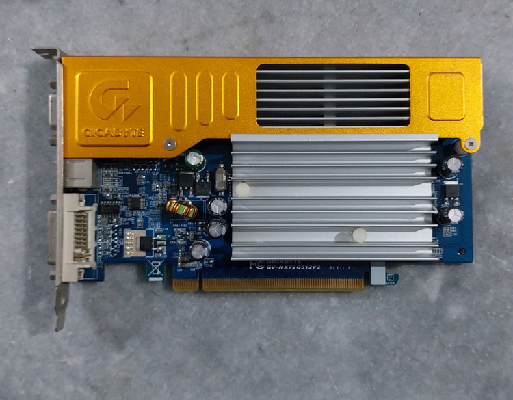 کارت گرافیک 256 مگابایت گیگابایت مدل 7200GS سوکت DDR2