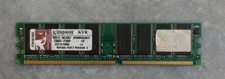 رم 512 مگابایت DDR1 دسکتاپ برند کینگستون یک ور چیپ اورجینال استوک کاملا سالم