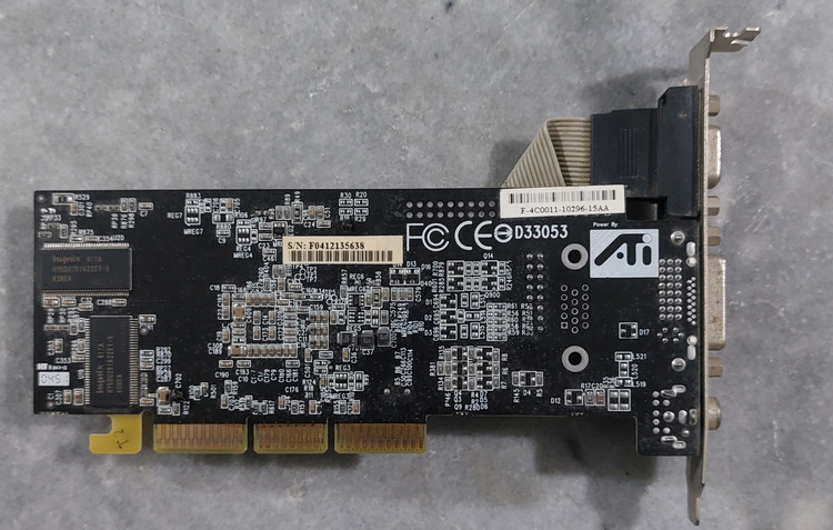 کارت گرافیک ۶۴ مگابایت ATI 7000 MOBILITY سوکت AGP DDR1