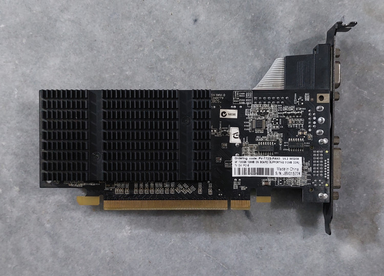 کارت گرافیک 128 مگابایت xfx مدل 7200GS سوکت DDR2