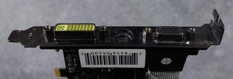 کارت گرافیک 128 مگابایت xfx مدل 7200GS سوکت DDR2