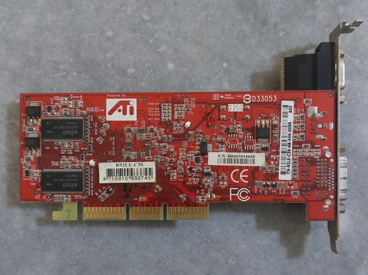 کارت گرافیک 128 مگابایت ATI R92LE سوکت AGP DDR1