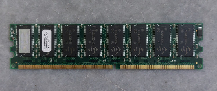 رم 256 مگابایت DDR1 دسکتاپ برند spectek یک ور چیپ اورجینال استوک کاملا سالم