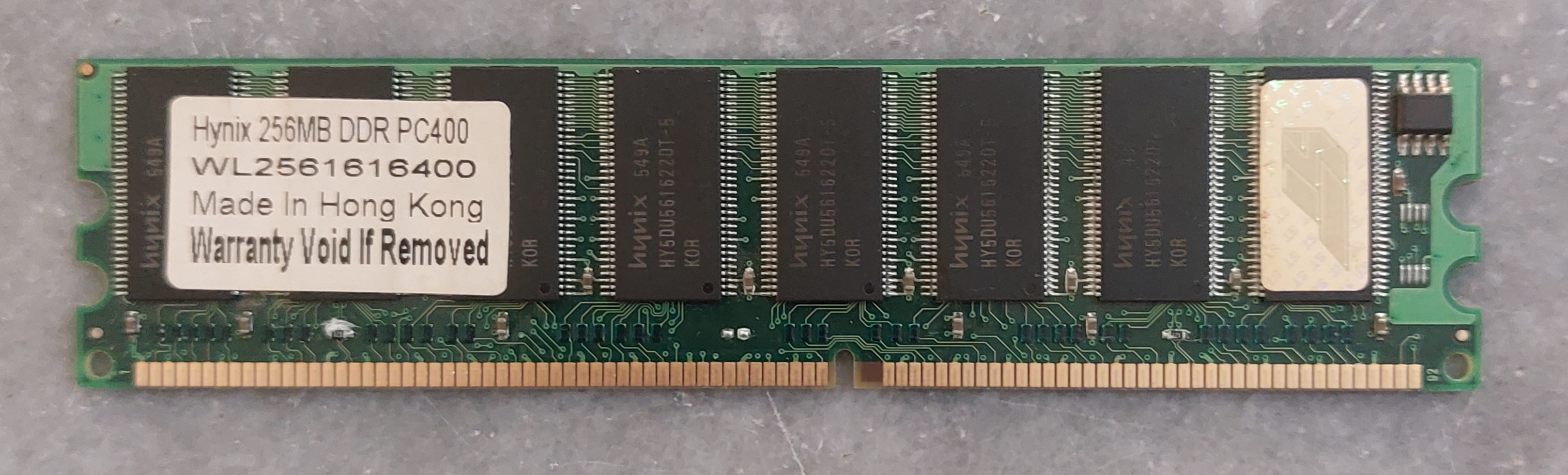 رم 256 مگابایت DDR1 دسکتاپ برند hynix یک ور چیپ اورجینال استوک کاملا سالم‌